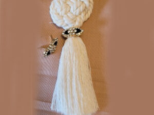 Breloques ou charms strass Noir Design Fleur – Image 1